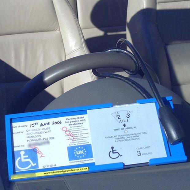 How to use your Blue Badge Protector